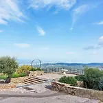 Marguerite Mit Eigenem Garten Und Terrasse By Interhome *